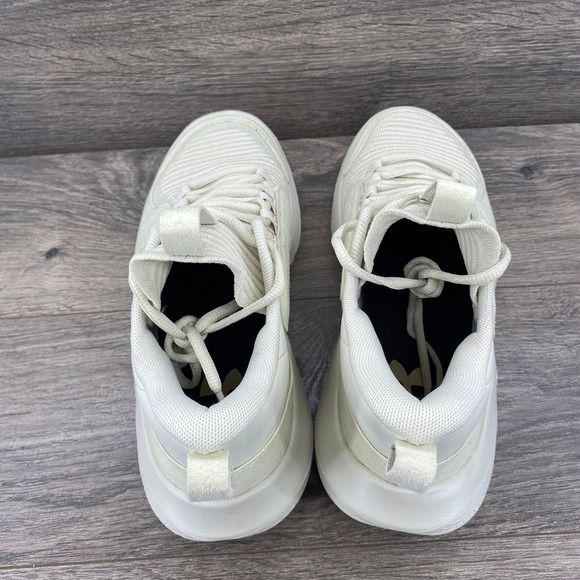 Under Armour Flow Basketball Shoes Women's Size 9.5 Cream White Sneakers 3028342 - Picture 8 of 10
